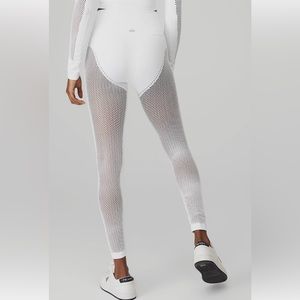 Alo Yoga *NWT Seamless High-Waist 7/8 Limitless Open Air Legging - Size M